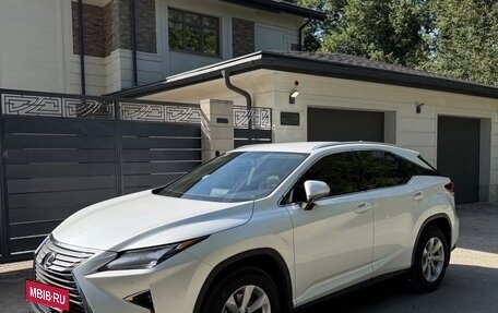 Lexus RX IV рестайлинг, 2016 год, 3 700 000 рублей, 2 фотография