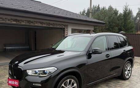 BMW X5, 2020 год, 5 700 000 рублей, 2 фотография