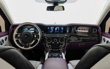 Rolls-Royce Cullinan, 2025 год, 55 790 000 рублей, 15 фотография