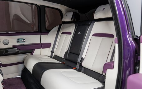 Rolls-Royce Cullinan, 2025 год, 55 790 000 рублей, 18 фотография