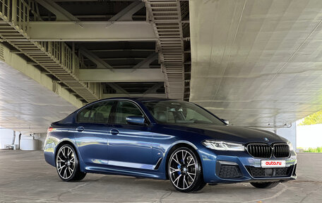 BMW 5 серия, 2021 год, 4 500 000 рублей, 2 фотография