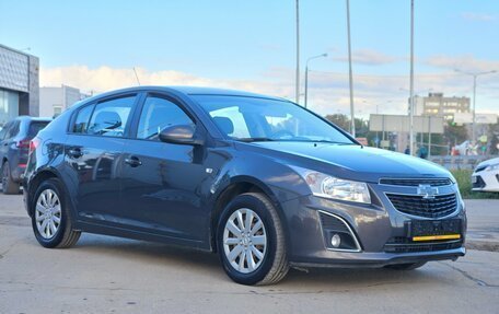 Chevrolet Cruze II, 2013 год, 800 000 рублей, 3 фотография