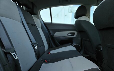 Chevrolet Cruze II, 2013 год, 800 000 рублей, 14 фотография
