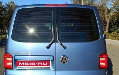 Volkswagen Caravelle T6 рестайлинг, 2018 год, 3 300 000 рублей, 6 фотография