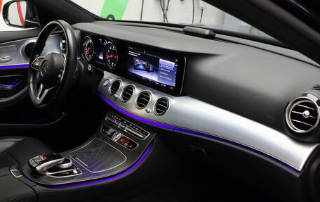 Mercedes-Benz E-Класс, 2019 год, 2 895 000 рублей, 22 фотография