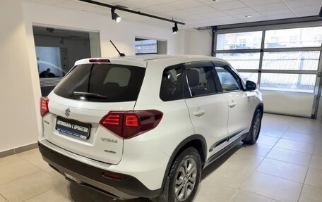 Suzuki Vitara II рестайлинг, 2021 год, 2 400 000 рублей, 6 фотография
