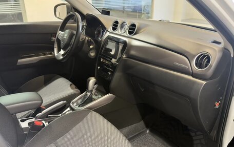 Suzuki Vitara II рестайлинг, 2021 год, 2 400 000 рублей, 27 фотография