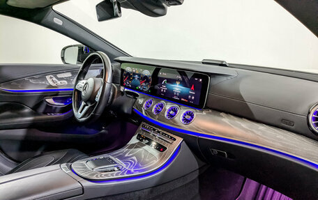 Mercedes-Benz CLS, 2021 год, 6 700 000 рублей, 11 фотография