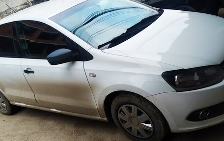 Volkswagen Polo VI (EU Market), 2014 год, 380 000 рублей, 3 фотография