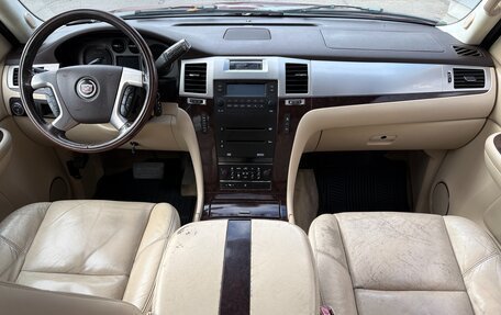 Cadillac Escalade III, 2006 год, 1 429 000 рублей, 10 фотография