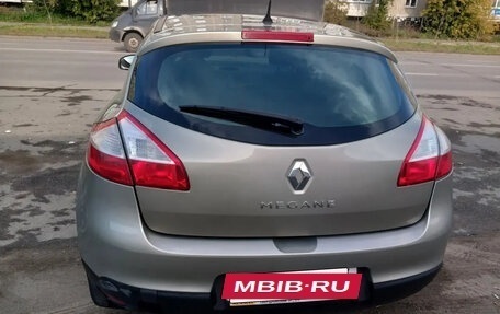 Renault Megane III, 2014 год, 670 000 рублей, 2 фотография