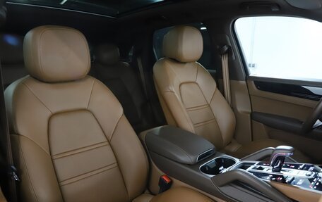 Porsche Cayenne III, 2021 год, 9 099 999 рублей, 26 фотография