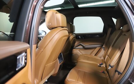 Porsche Cayenne III, 2021 год, 9 099 999 рублей, 29 фотография