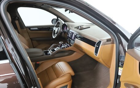 Porsche Cayenne III, 2021 год, 9 099 999 рублей, 25 фотография