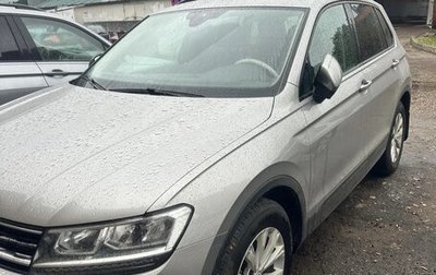 Volkswagen Tiguan II, 2020 год, 2 700 000 рублей, 1 фотография