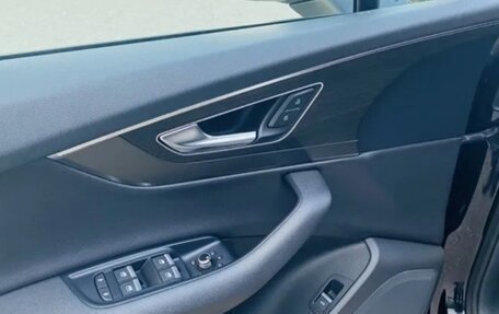 Audi Q7, 2016 год, 3 200 000 рублей, 13 фотография