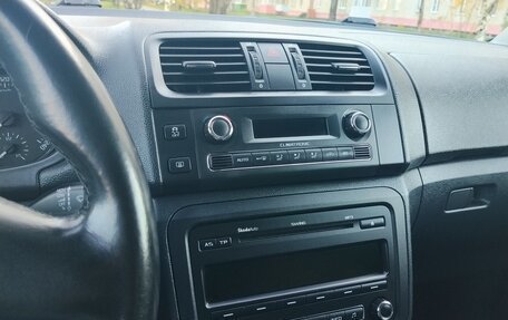 Skoda Roomster, 2012 год, 750 000 рублей, 5 фотография