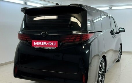 Toyota Alphard, 2024 год, 9 700 000 рублей, 4 фотография