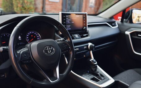 Toyota RAV4, 2019 год, 2 700 000 рублей, 16 фотография