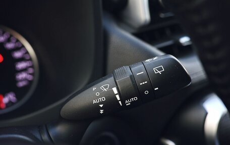 Toyota RAV4, 2019 год, 2 700 000 рублей, 25 фотография