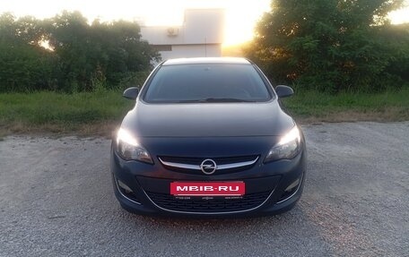 Opel Astra J, 2014 год, 600 000 рублей, 17 фотография