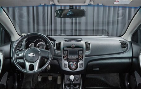 KIA Cerato III, 2010 год, 899 000 рублей, 7 фотография