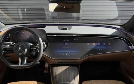 Mercedes-Benz E-Класс, 2025 год, 8 390 000 рублей, 12 фотография