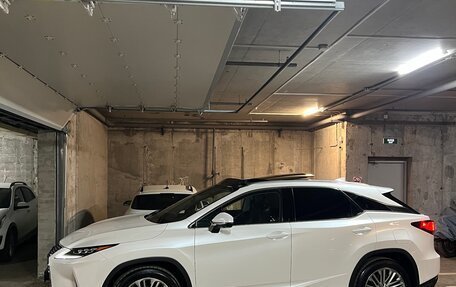 Lexus RX IV рестайлинг, 2019 год, 6 500 000 рублей, 7 фотография