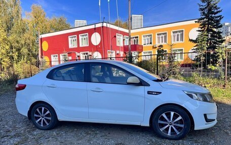 KIA Rio III рестайлинг, 2012 год, 600 000 рублей, 2 фотография