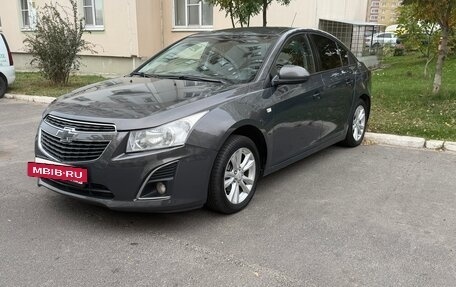 Chevrolet Cruze II, 2012 год, 580 000 рублей, 2 фотография