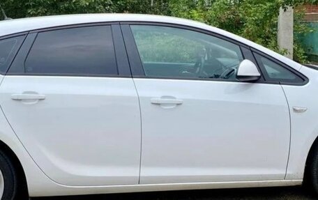 Opel Astra J, 2012 год, 550 000 рублей, 4 фотография