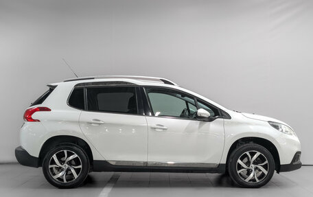 Peugeot 2008 II, 2016 год, 875 000 рублей, 4 фотография