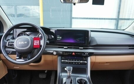 KIA Carnival, 2022 год, 3 890 000 рублей, 13 фотография