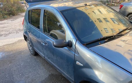 Renault Sandero I, 2012 год, 155 000 рублей, 2 фотография