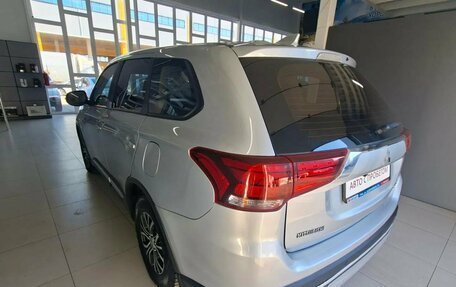 Mitsubishi Outlander III рестайлинг 3, 2018 год, 2 024 000 рублей, 5 фотография
