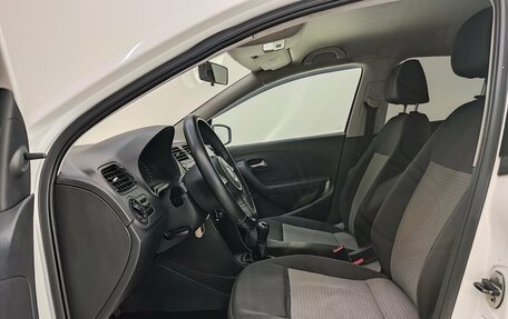 Volkswagen Polo VI (EU Market), 2012 год, 630 000 рублей, 10 фотография