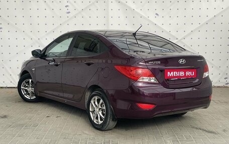Hyundai Solaris II рестайлинг, 2013 год, 955 000 рублей, 5 фотография