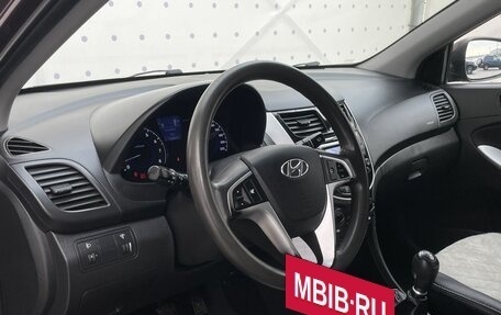 Hyundai Solaris II рестайлинг, 2013 год, 955 000 рублей, 15 фотография
