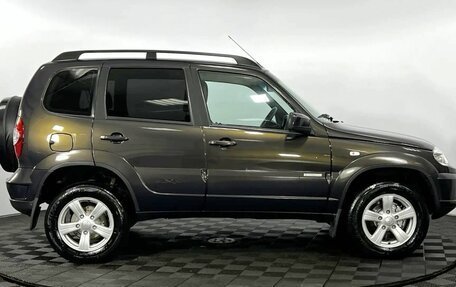 Chevrolet Niva I рестайлинг, 2014 год, 565 000 рублей, 5 фотография
