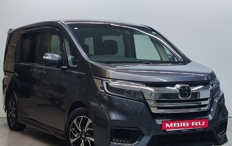 Honda Stepwgn IV, 2019 год, 2 250 000 рублей, 3 фотография