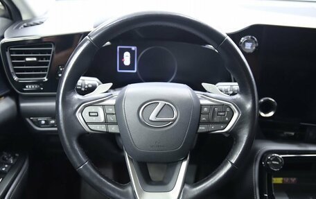 Lexus NX, 2021 год, 5 600 000 рублей, 3 фотография