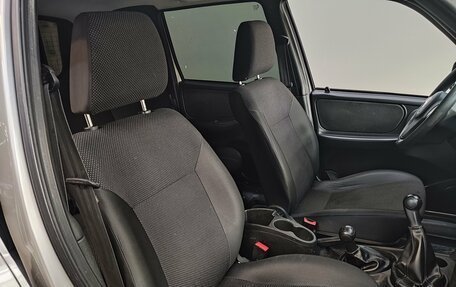 Chevrolet Niva I рестайлинг, 2016 год, 630 000 рублей, 21 фотография