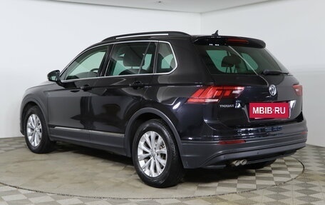 Volkswagen Tiguan II, 2018 год, 1 899 990 рублей, 7 фотография