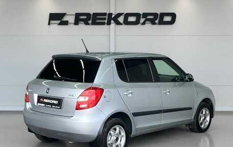 Skoda Fabia II, 2013 год, 809 000 рублей, 4 фотография