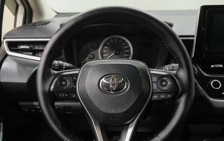 Toyota Corolla, 2021 год, 1 999 000 рублей, 20 фотография