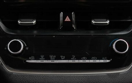 Toyota Corolla, 2021 год, 1 999 000 рублей, 29 фотография