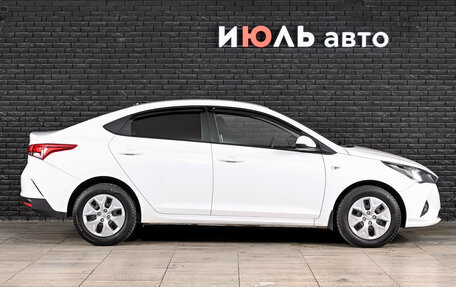 Hyundai Solaris II рестайлинг, 2021 год, 1 570 000 рублей, 10 фотография