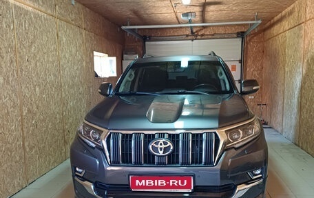 Toyota Land Cruiser Prado 150 рестайлинг 2, 2018 год, 4 750 000 рублей, 1 фотография