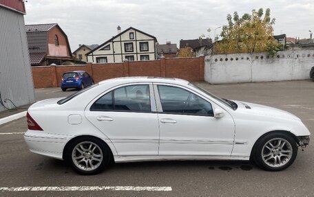 Mercedes-Benz C-Класс, 2003 год, 600 000 рублей, 8 фотография
