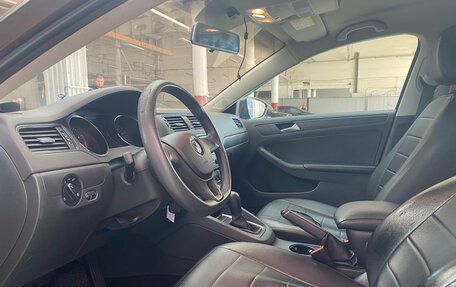 Volkswagen Jetta VI, 2015 год, 1 050 000 рублей, 19 фотография